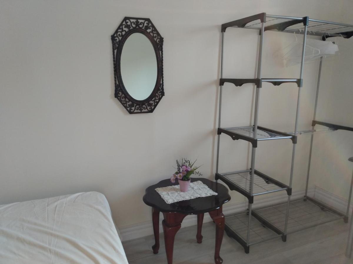 Healing Touch Holistic Living Space Amherst Quarto foto